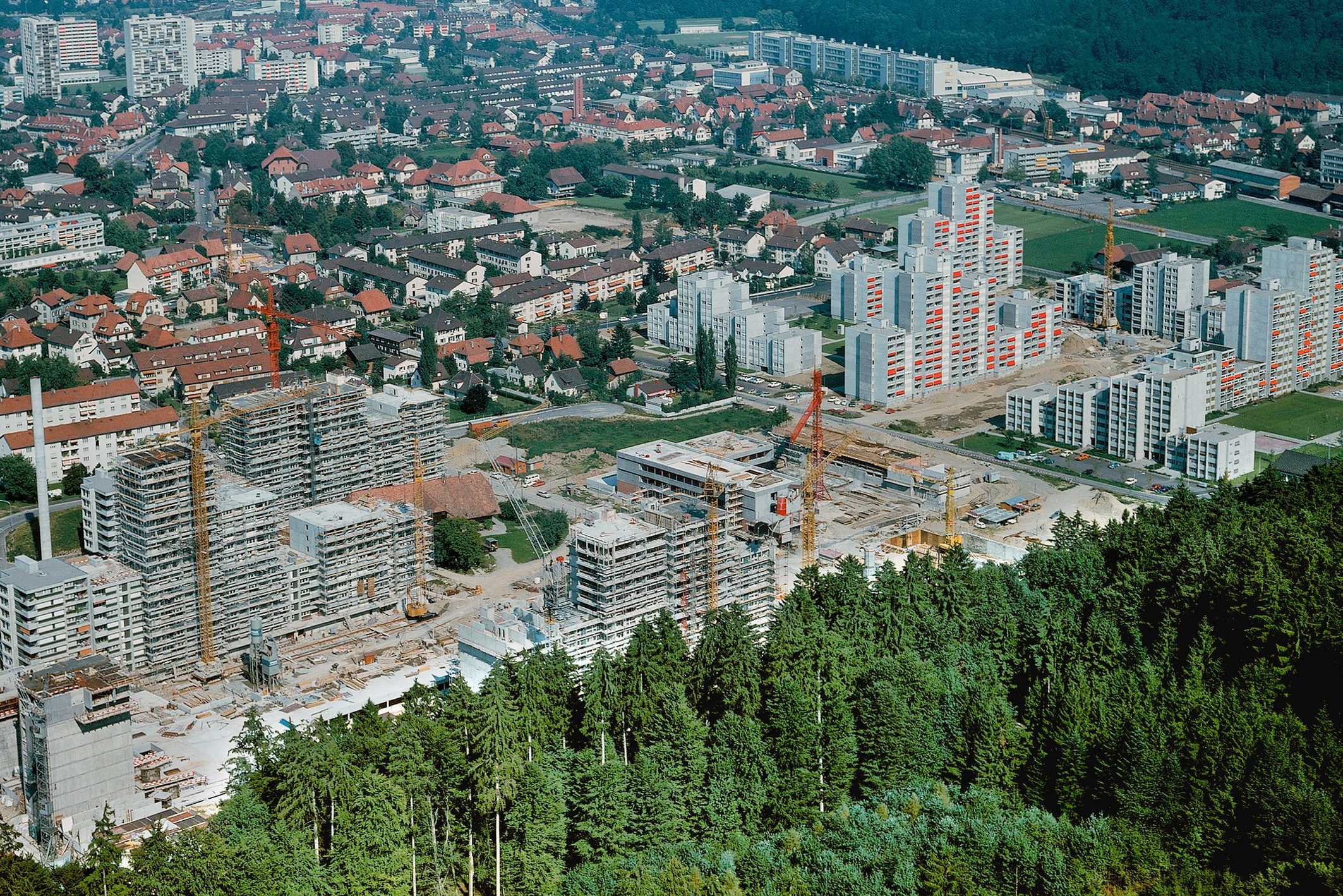 971, Urs Witmer: Bern-Bümpliz, Überbauung Kleefeld, ETH Library Zurich, Image Archive